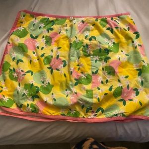 Lilly Pulitzer Yellow and pink fruit skirt. Size 4